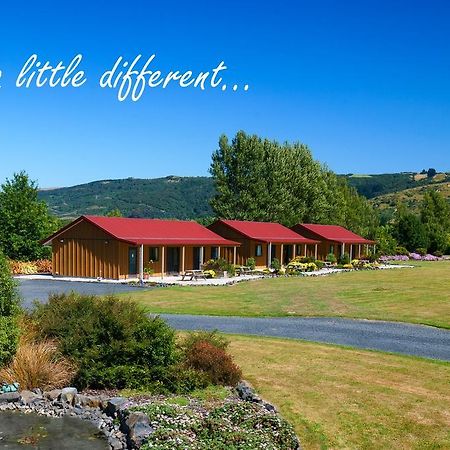 Longbourne Lodge Motel Мосгийл Екстериор снимка