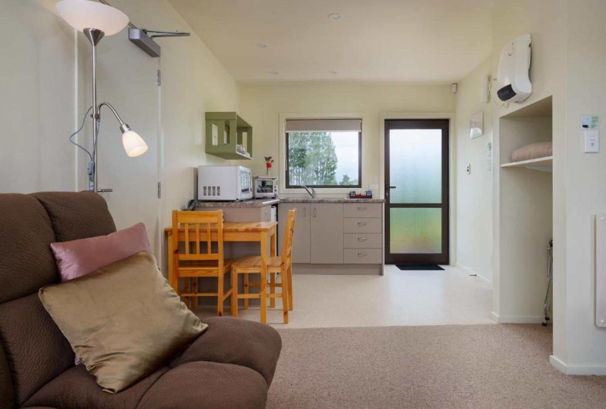Longbourne Lodge Motel Мосгийл Екстериор снимка