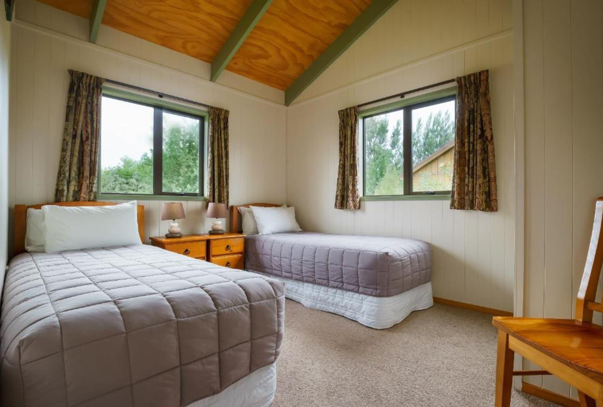 Longbourne Lodge Motel Мосгийл Екстериор снимка