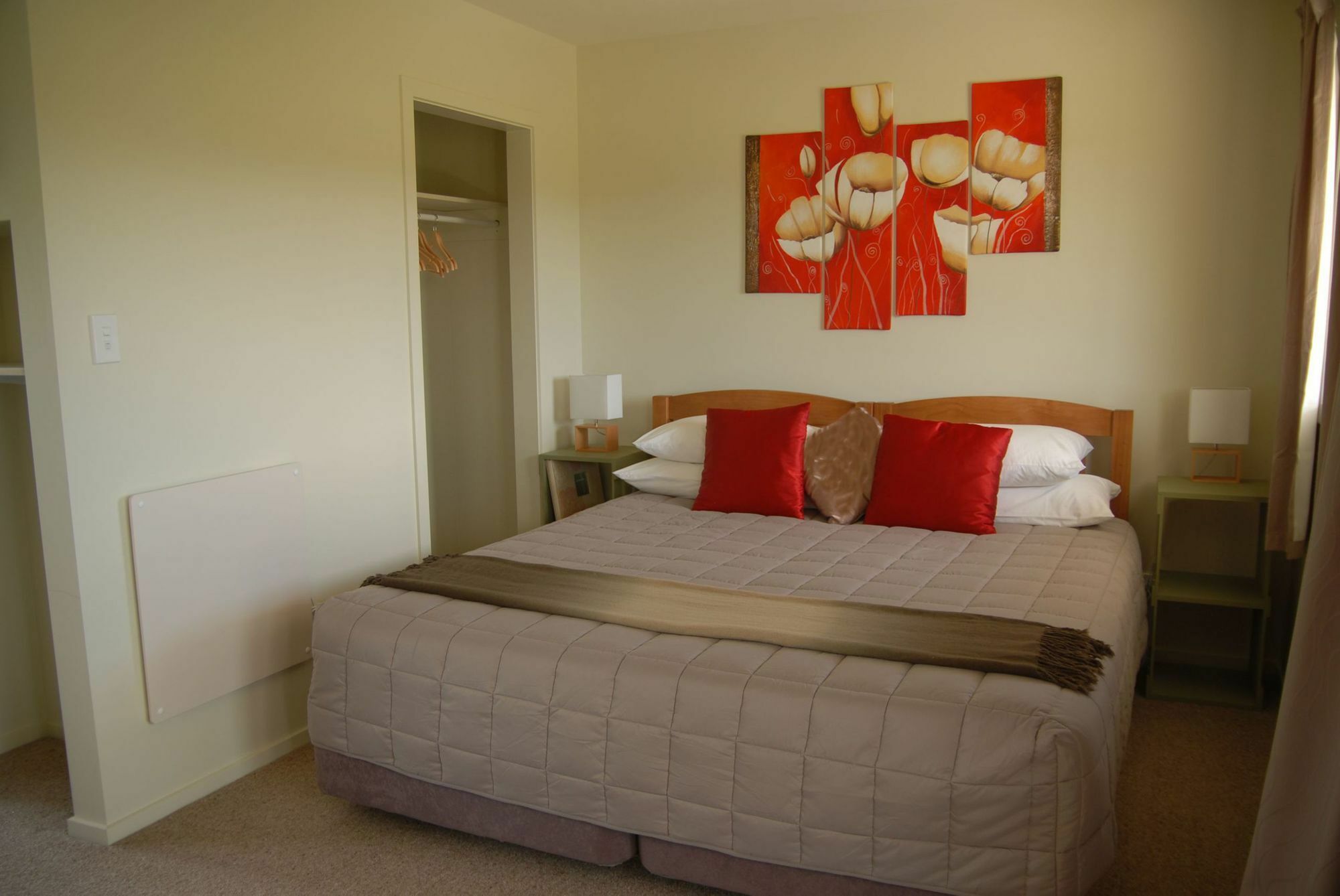Longbourne Lodge Motel Мосгийл Екстериор снимка