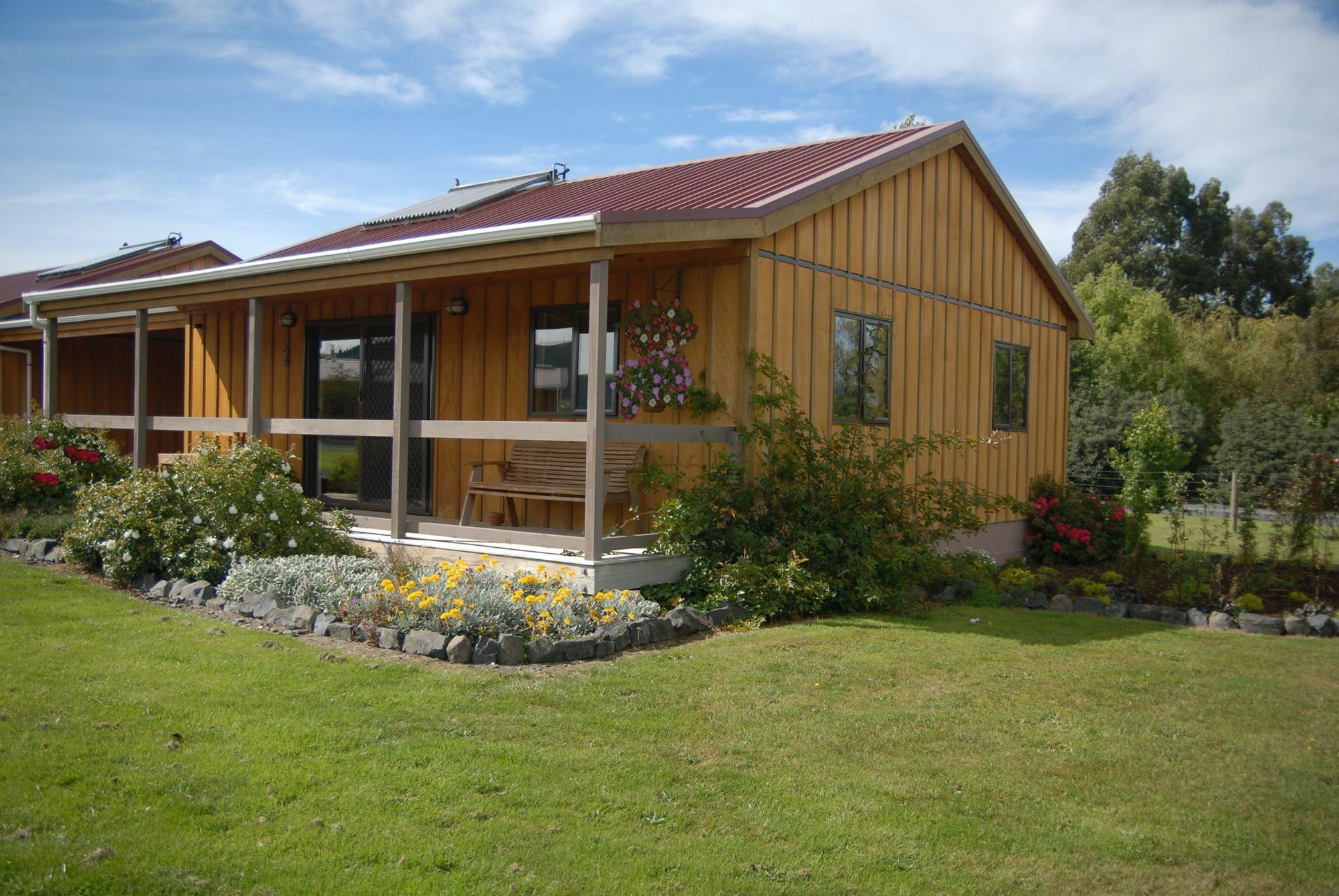 Longbourne Lodge Motel Мосгийл Екстериор снимка
