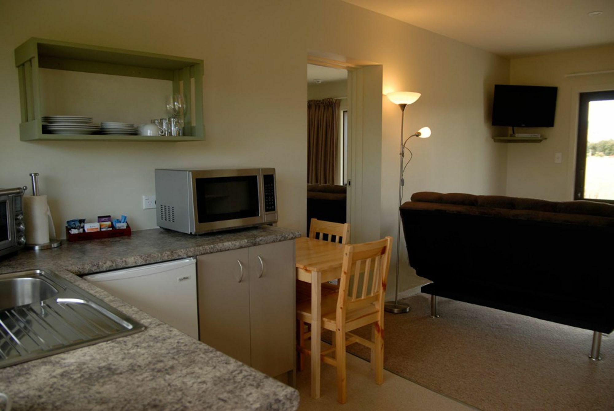 Longbourne Lodge Motel Мосгийл Екстериор снимка
